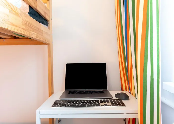 The Architect - Center, Free Parking!